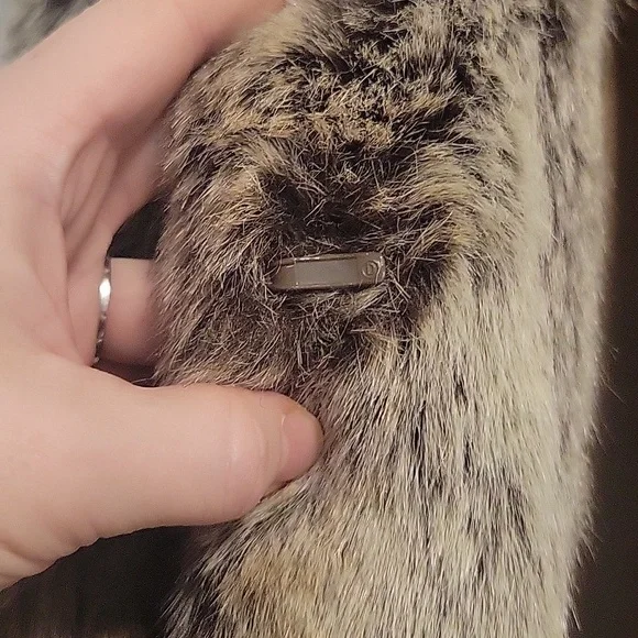 Lauren Ralph Lauren Faux Fur Vest - Picture 6 of 8